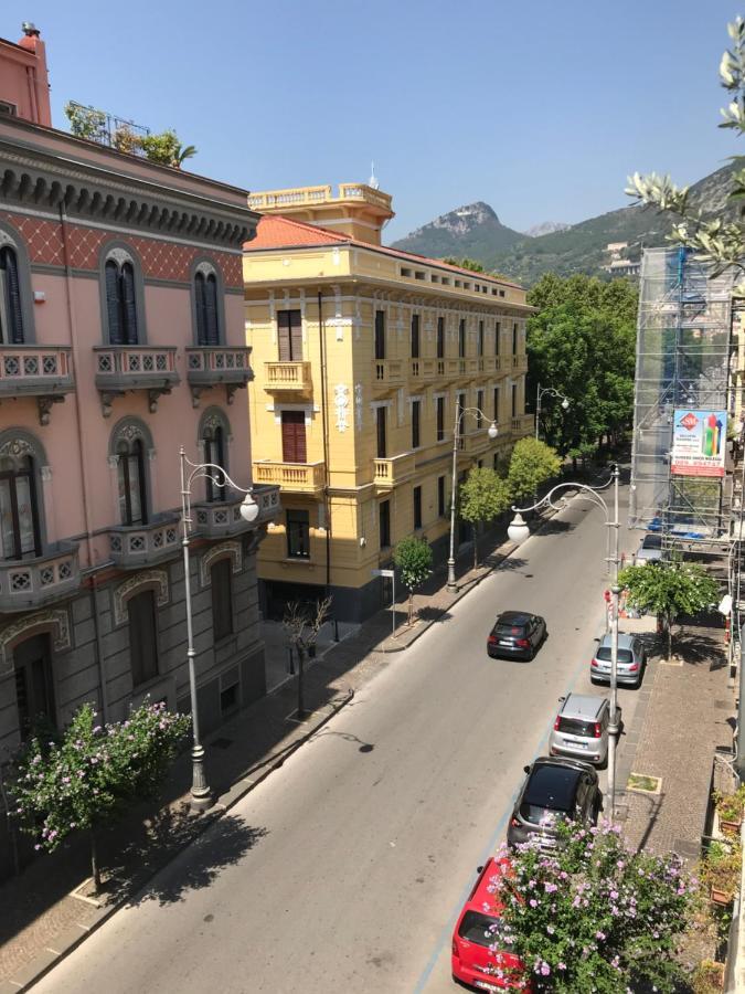 Salerno B&B In Centro Экстерьер фото